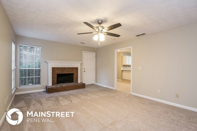 Building Photo - 430 Standing Rock Dr