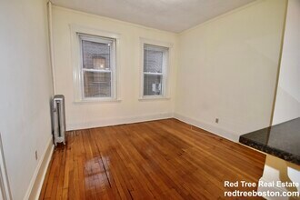 Building Photo - 51 Queensberry St