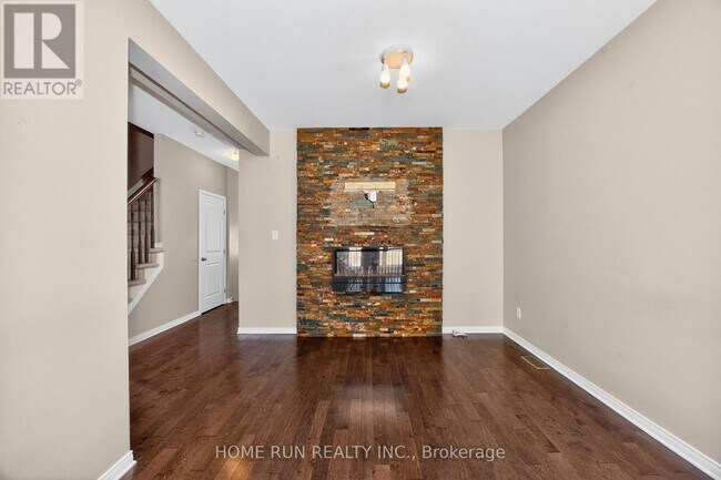 Building Photo - 840 Kennacraig Private