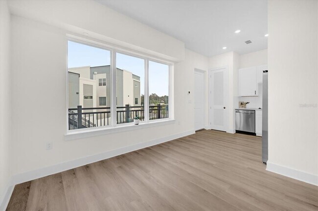 Foto del edificio - 878 TETBURY Lp