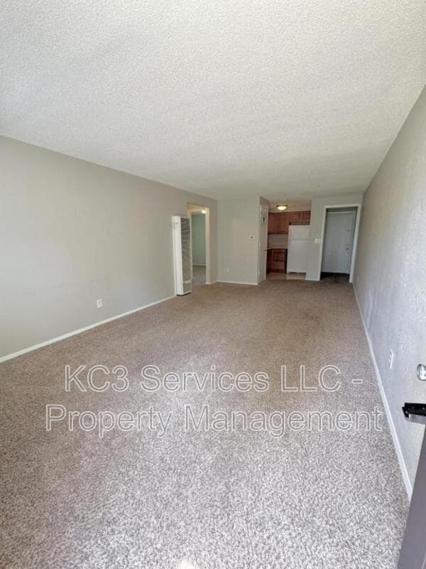 Building Photo - 3954 N Jackson Ave