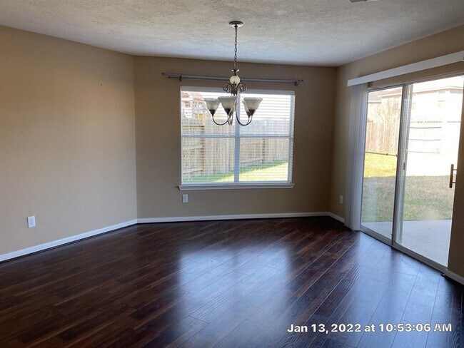 Foto del edificio - 7651 Cocobola Ln