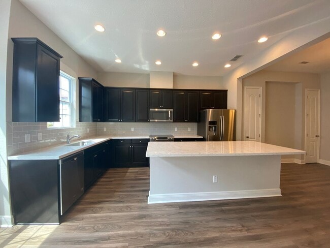 Photo - 2408 Lobelia Dr Townhome
