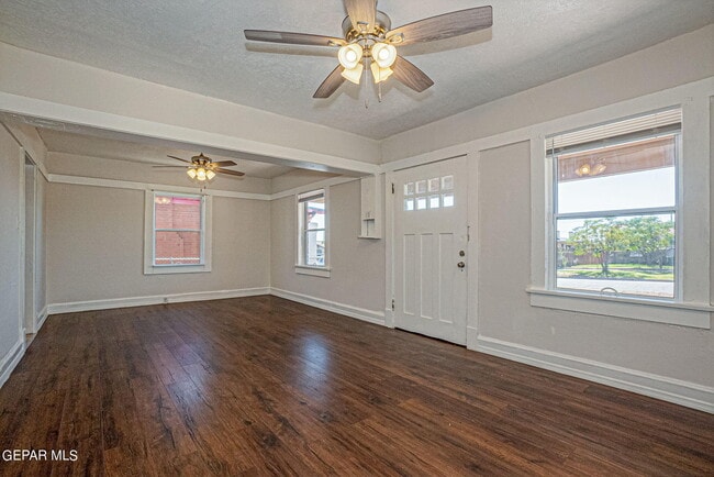 Foto del edificio - 3611 Mountain Ave