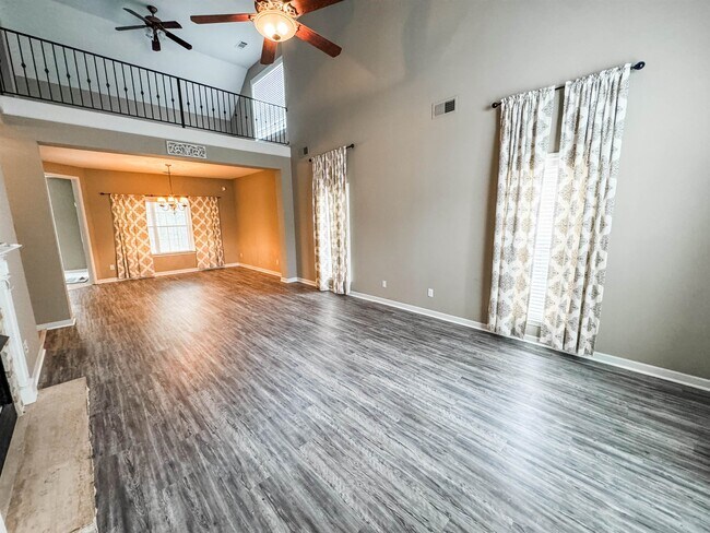 Building Photo - 10471 Ashboro Dr