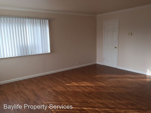 Building Photo - 20240 Wisteria St