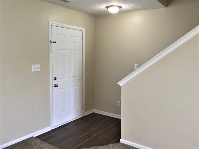 Foto del edificio - 6810 Kunkel Way