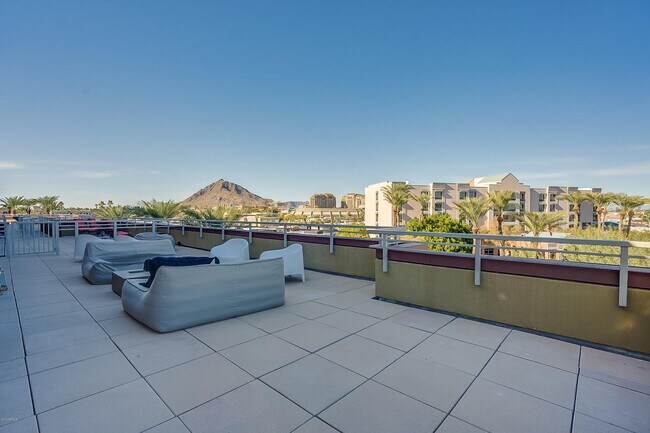 Foto del edificio - 7301 E 3rd Ave