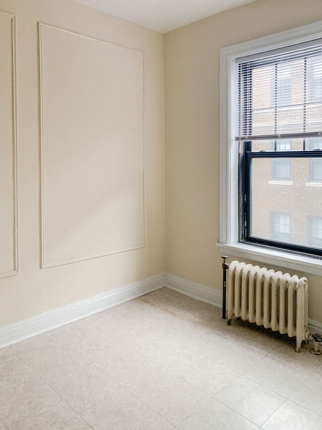 Foto del edificio - 531 W Briar Pl