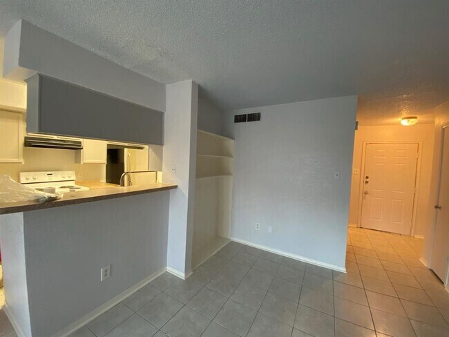 Foto del edificio - Apartment for Rent
