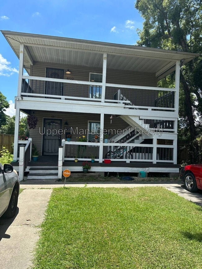 Building Photo - 8722 Hickory St