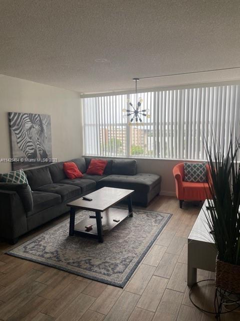 Building Photo - 1200 NE Miami Gardens Dr