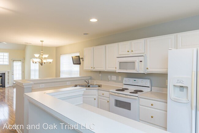 Building Photo - 3 br, 2.5 bath House - 911 Creek Crossing Trl