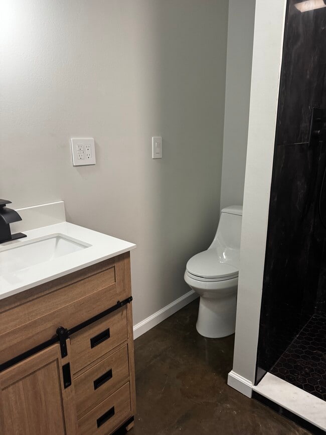 Bathroom - 1042 Adams Rd