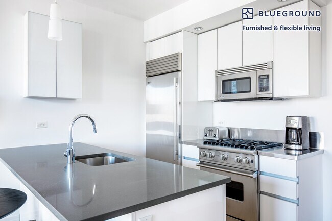 Foto del edificio - 550 W 54th St