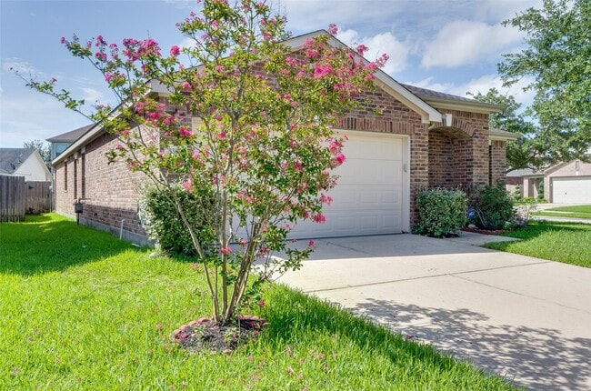 Building Photo - 3302 Legends Landing Dr