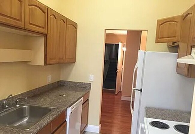 Foto del edificio - Two Bed and Two Bath Condo in The Keys in Walnut Creek-Close to Downtown!