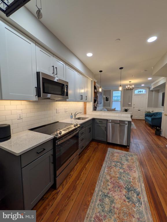 Foto del edificio - 146 W Patrick St