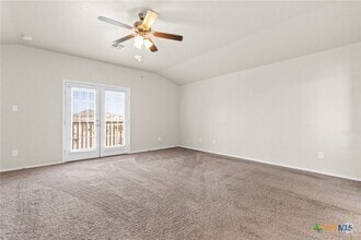 Building Photo - 3302 Lorne Dr