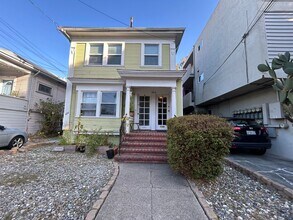Building Photo - 454-456 Alcatraz Ave