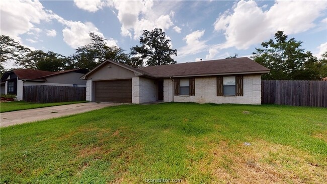 Foto del edificio - 1003 Val Verde Dr