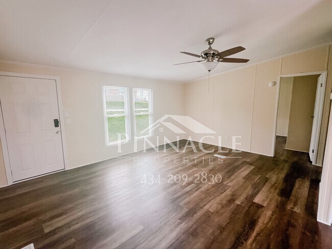 Foto del edificio - 900 Rockbridge Ave