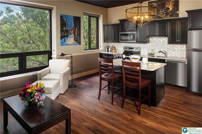 Foto del edificio - 462 Main St