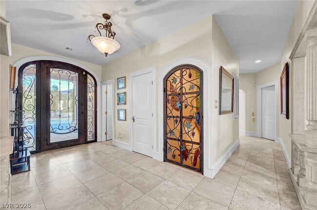 Building Photo - 7258 Loma Alta Cir