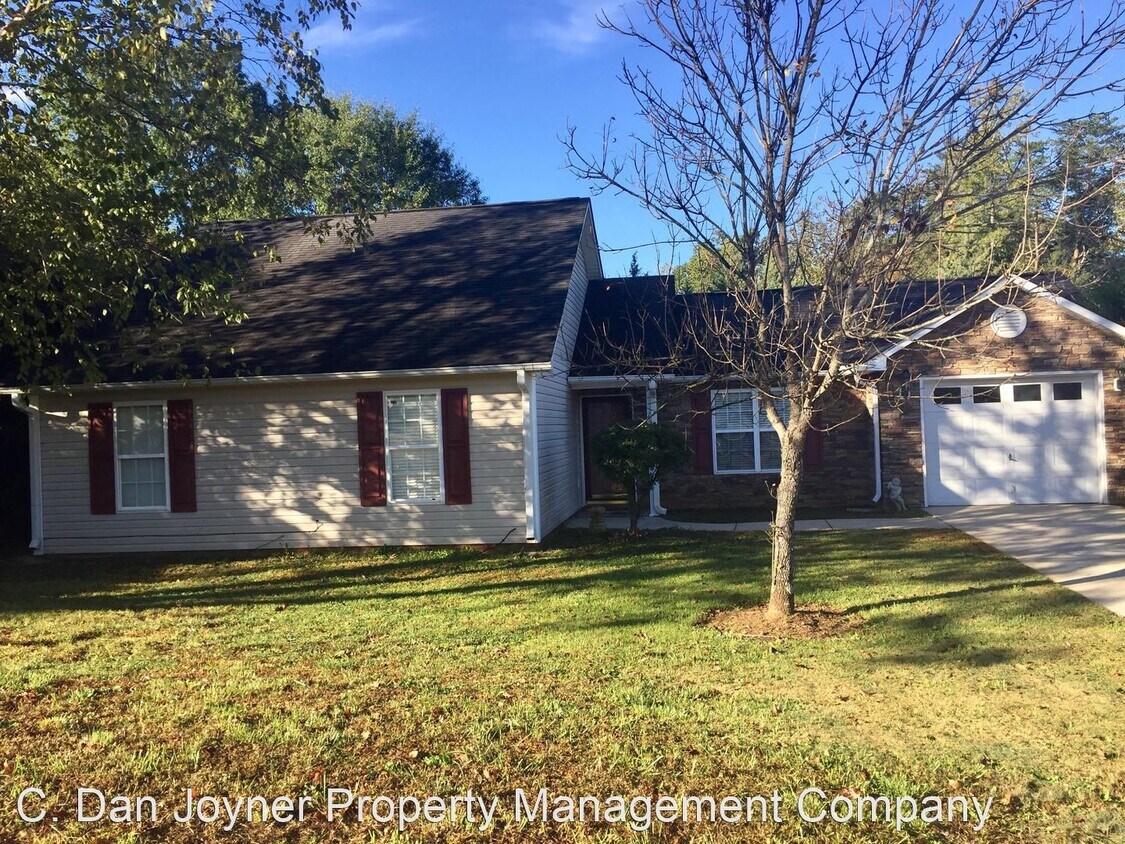 301 Pheasant Ridge Dr, Taylors, SC 29687 House Rental in Taylors, SC