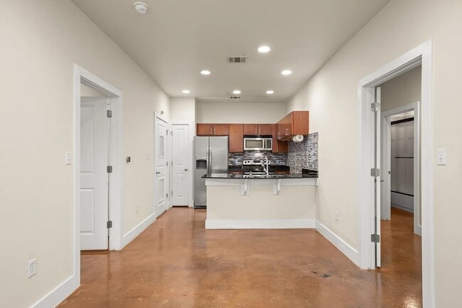 Building Photo - 1807 Poquito St