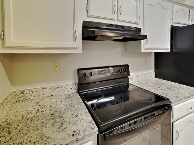 Building Photo - 4847 Gadwall Dr W