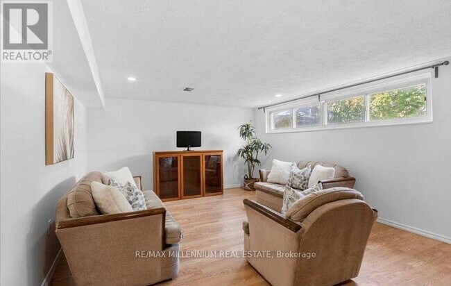 Building Photo - 55 Slan Ave