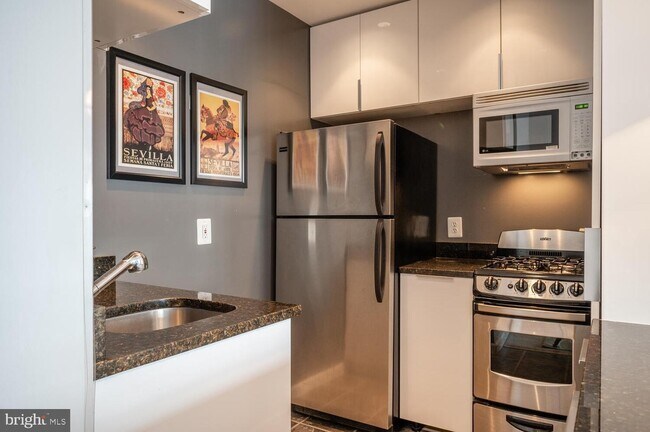 Foto del edificio - 3000 7th St NE