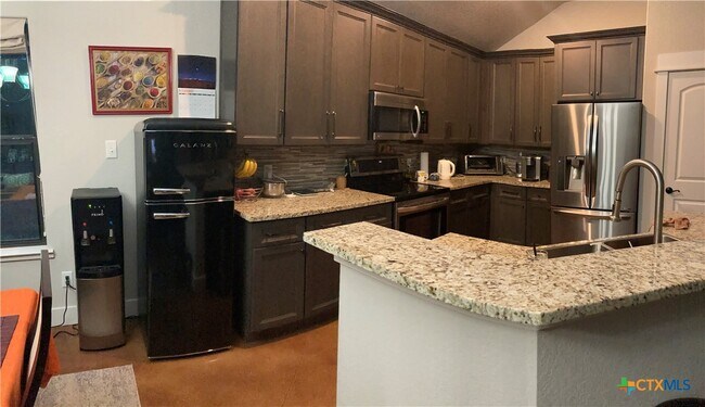 Foto del edificio - 2046 Mulberry Cir