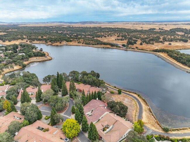 Foto del edificio - 6533 Chesbro Cir