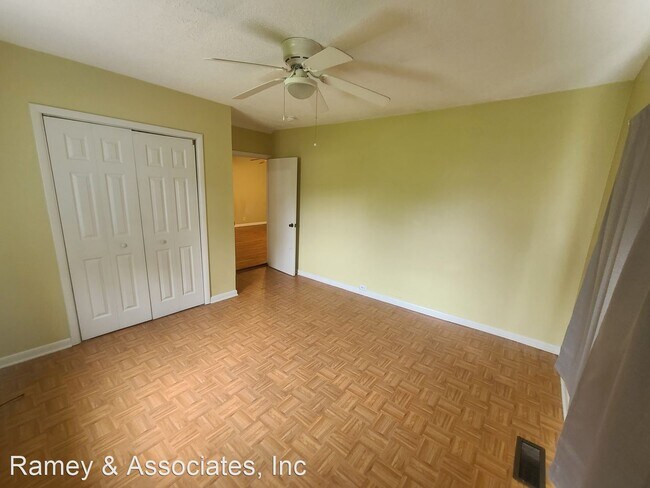 Building Photo - 3 br, 1.5 bath House - 204 S 2nd Ave
