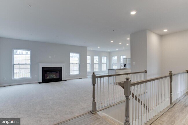 Building Photo - 13500 Baden Westwood Rd