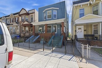 Building Photo - 199 Ege Ave