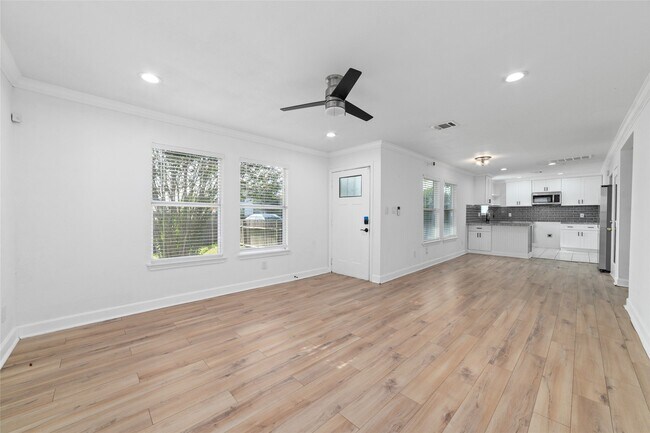Foto del edificio - 7125 Conley St