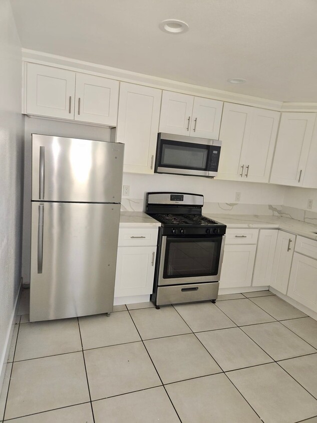 Photo - 2847 Clay Ave (San Diego, CA)