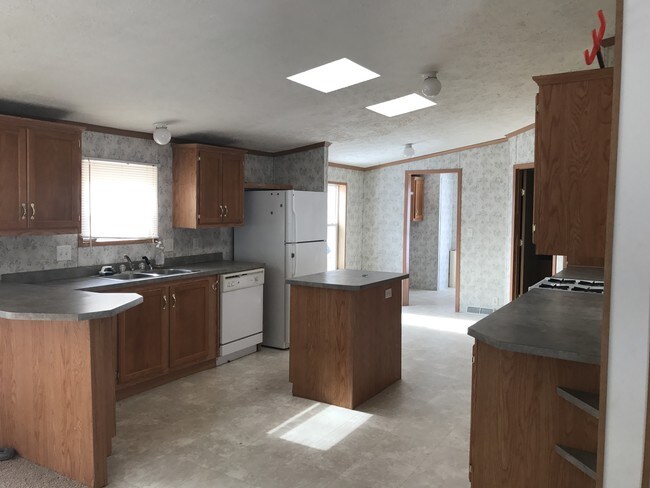 Foto del edificio - 65 Hickory Ln