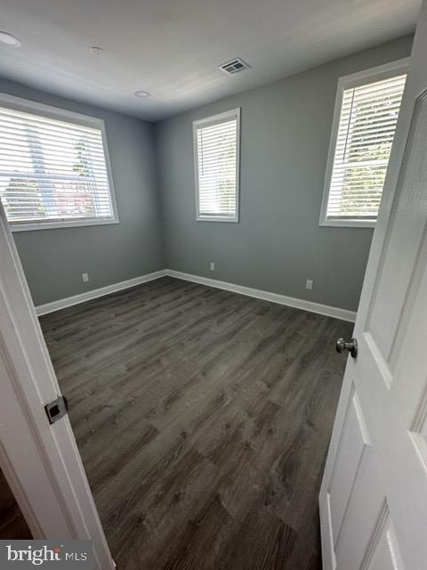 Foto principal - 149-151 Delsea Dr S