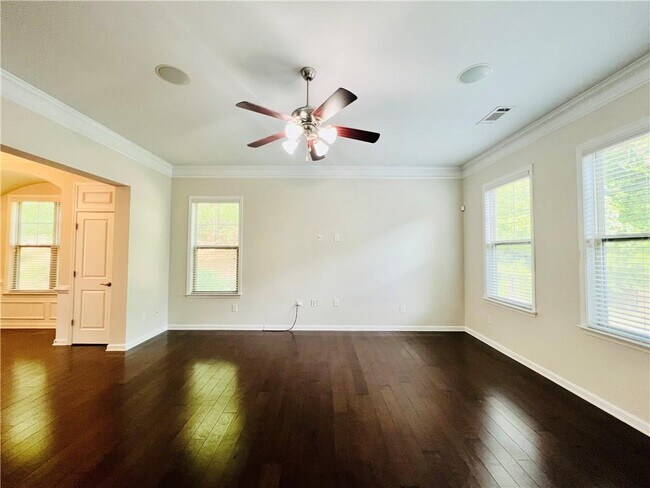 Foto del edificio - 2647 Portbury Place Northeast