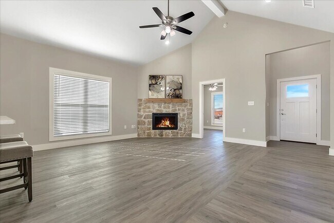 Foto del edificio - Brand New Spacious 4-bedroom, 2-bathroom W...