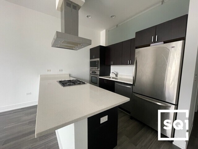 Foto del edificio - 4712 N Kimball Ave