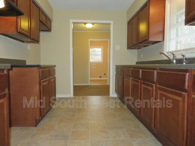 Building Photo - 3208 Tatum St