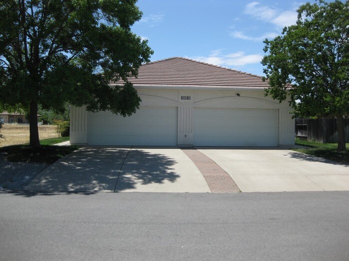 18978 Compass Dr, Cottonwood, CA 96022 House for Rent in Cottonwood