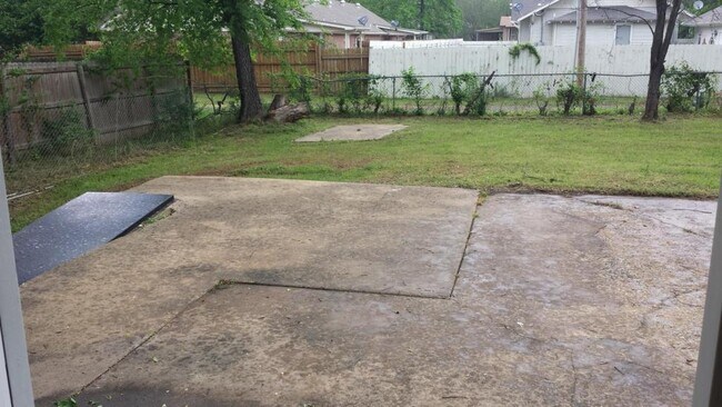 Foto del edificio - 1818 W Cedar