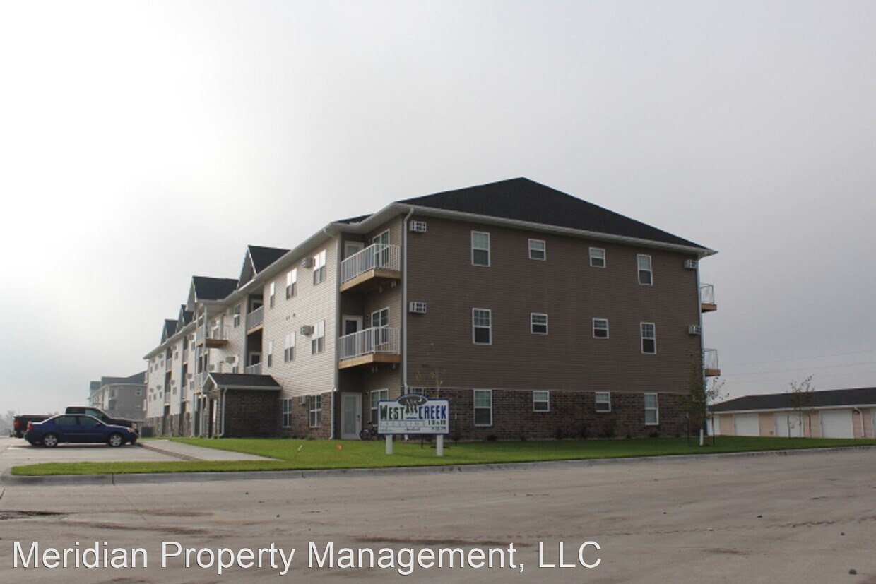 Primary Photo - Studio, 1 bath Apartment - 1402 13th St W ...