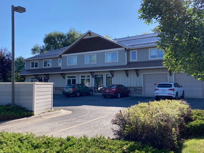 Building Photo - 607 Professional Dr